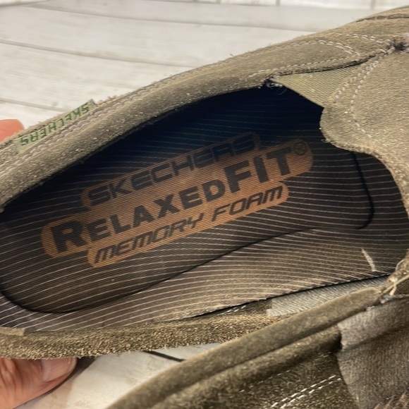 Skechers Relaxed Fit MIlford Suede Slip-on Loafer - Picture 7 of 12